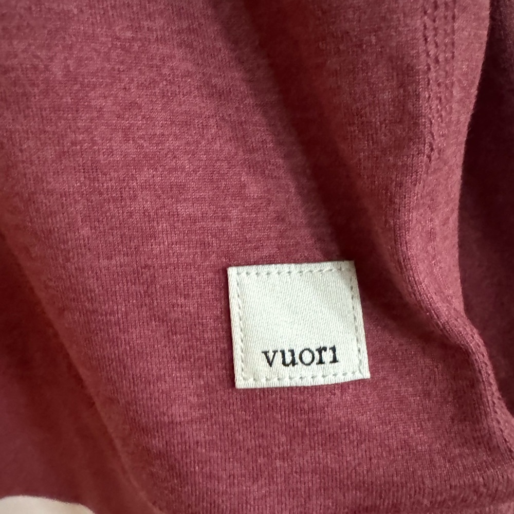 Vuori Halo Essential Hoodie Currant Heather SZ S - Picture 9 of 9